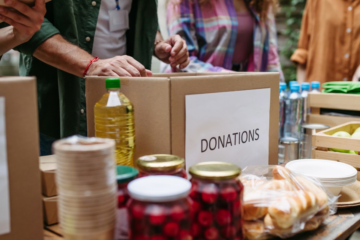 Giving thanks through giving back: 5 charitable strategies that make a difference